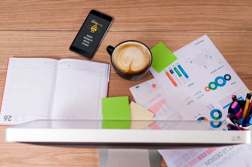 Como una pequeña empresa puede iniciar una estrategia de marketing digital