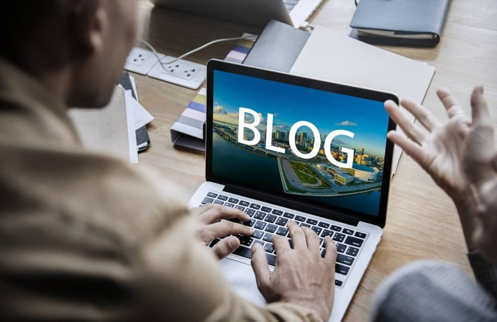 Descubre qué es un blogger y cómo crear un blog gratis