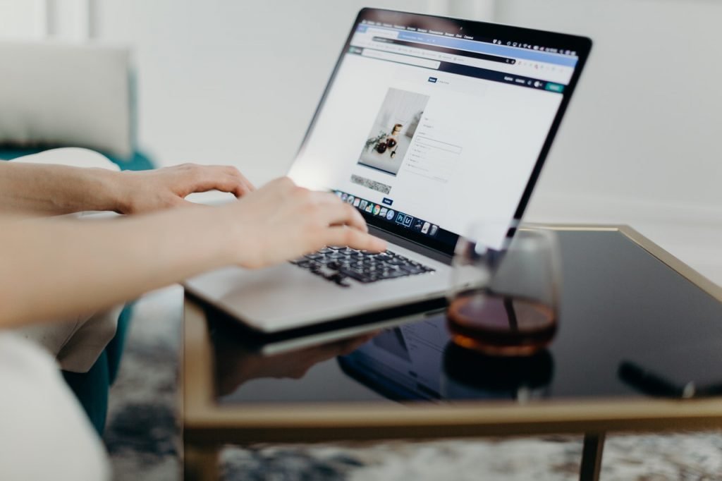 ¿Cómo optimizar los llamados a la acción de tu sitio web en dispositivos móviles?